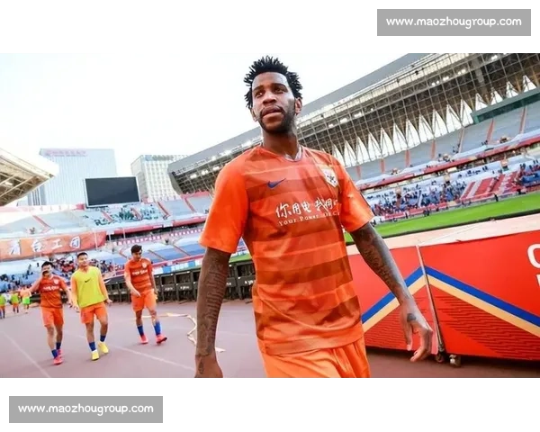 鲁能国安巅峰对决新赛季中超焦点战火即将点燃球迷万众期待荣耀之夜 鲁能国安巅峰对决新赛季中超焦点战火即将点燃球迷万众期待荣耀之夜